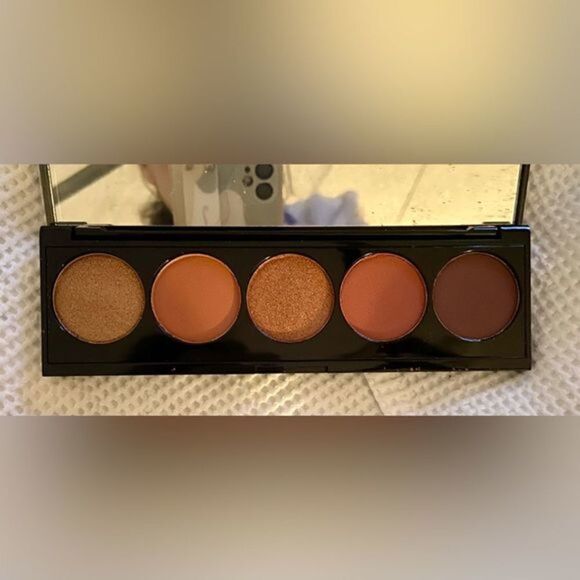 Women’s Laritzy Makeup Palette in Burnt (brown bronze orange gold tones) *FREE - Picture 8 of 12